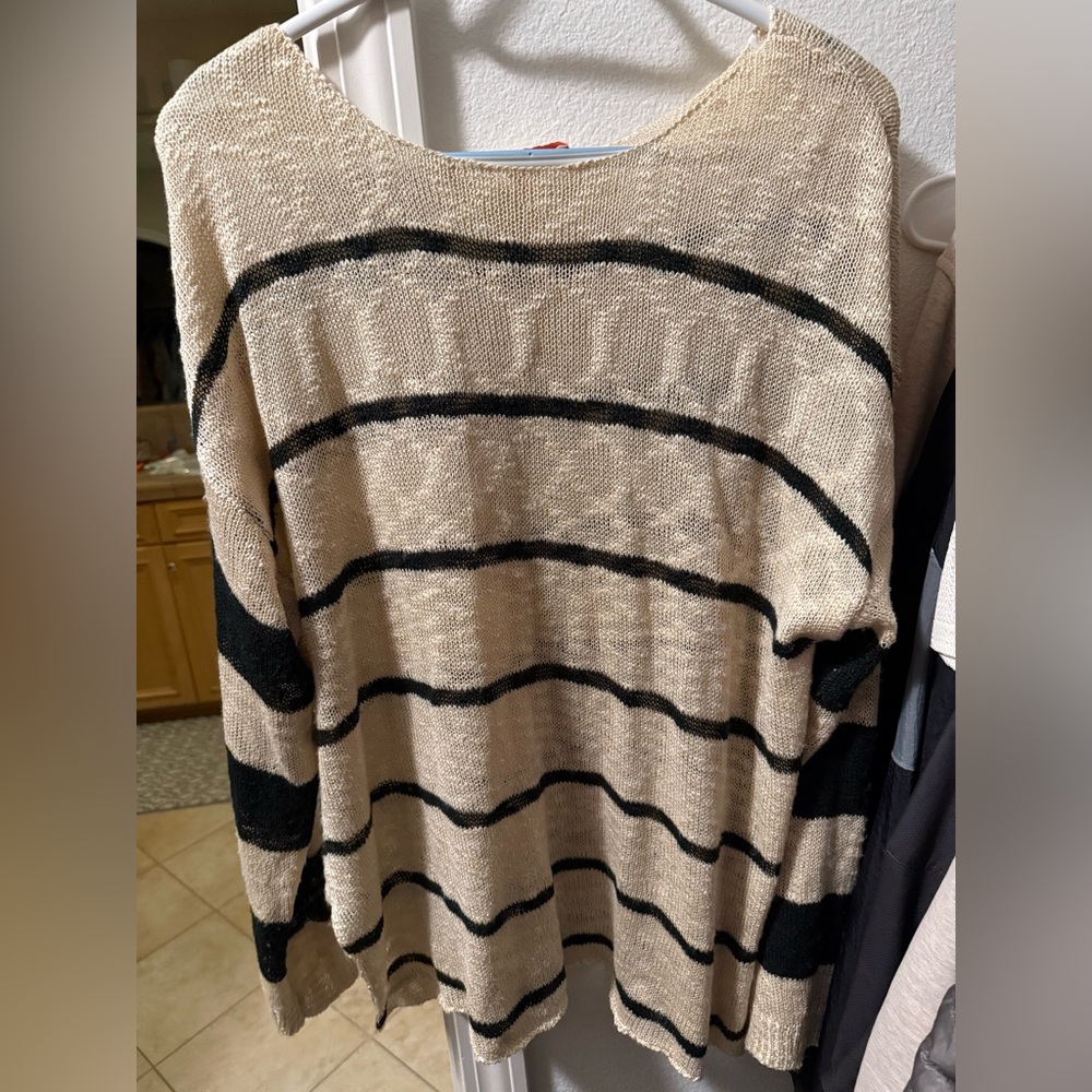 Loose long sleeve